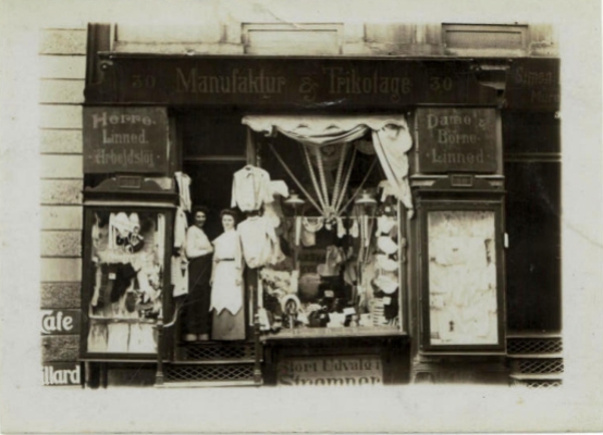 The shop in Nansensgade. My grandmother Asta to the left and Thea Schraeder the owner of the shop. The Café to the left is still there